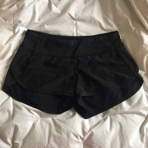Lululemon Speed Shorts size 4